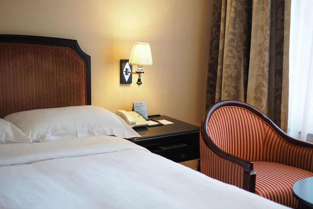 גאושיונג Hotel Kingdom מראה חיצוני תמונה