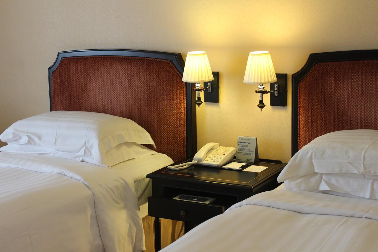 גאושיונג Hotel Kingdom חדר תמונה